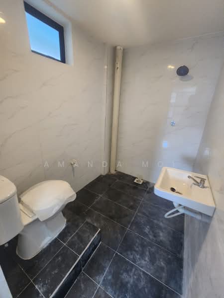 Flat for Sale at Taman Molek - Amanda Moi - PropertyGuru.com.my