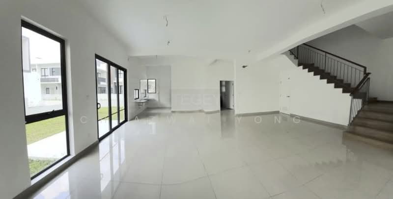 Semi-Detached House for Sale in Kota Kemuning (Shah Alam) - Chia Wai Yong - Living Room - PropertyGuru.com.my