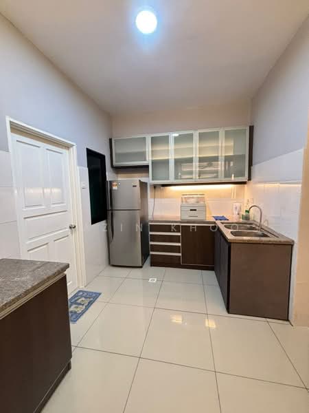 Servis Apartment untuk Disewa di Kinta Riverfront Hotel & Suites - Qazin Khoo - Kitchen - PropertyGuru.com.my