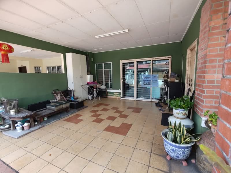 2-storey Terraced House for Sale in Bandar Puteri Puchong (Puchong) - Pearl Chong - Exterior - PropertyGuru.com.my