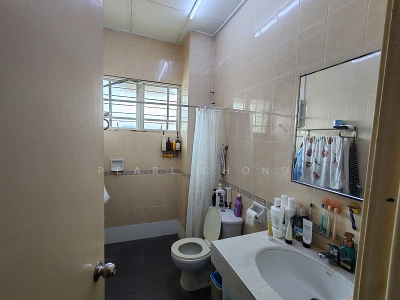 2-storey Terraced House for Sale in Bandar Puteri Puchong (Puchong) - Pearl Chong - Bathroom - PropertyGuru.com.my