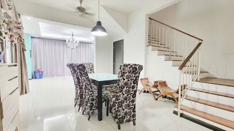 2-storey Terraced House for Rent in Alam Impian (Shah Alam) - Hazeman Omar - Dining Room - PropertyGuru.com.my