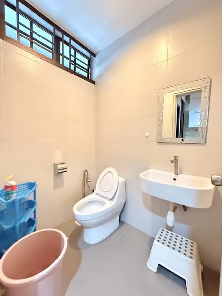 2-storey Terraced House for Sale in Taman Pelangi Indah (Ulu Tiram) - Yik Tat - PropertyGuru.com.my
