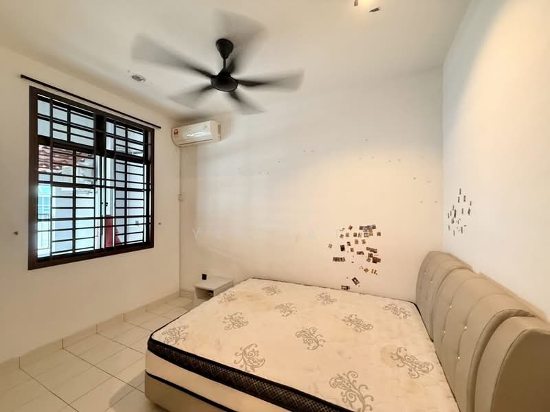 2-storey Terraced House for Sale in Taman Pelangi Indah (Ulu Tiram) - Yik Tat - PropertyGuru.com.my