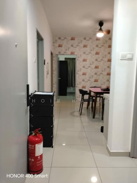 Condominium for Rent at The Edge Residence - Shoib Harun - Corridor - PropertyGuru.com.my