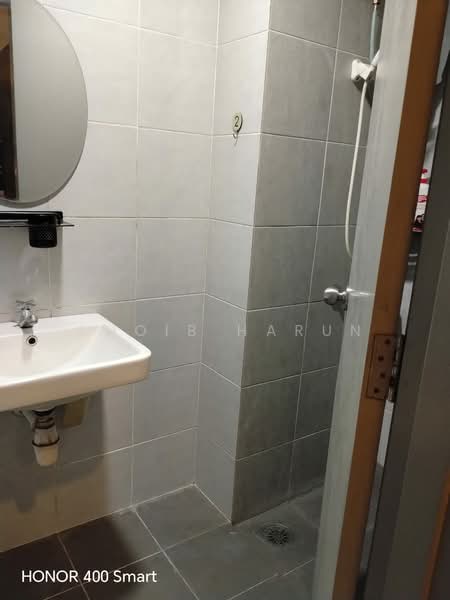 Condominium for Rent at The Edge Residence - Shoib Harun - Bathroom - PropertyGuru.com.my