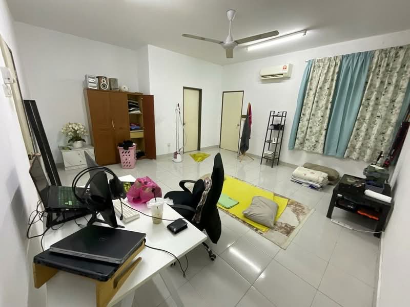 Rumah Teres 2-Tingkat untuk Dijual di Saujana Rawang (Rawang) - Kelvin . - Study - PropertyGuru.com.my