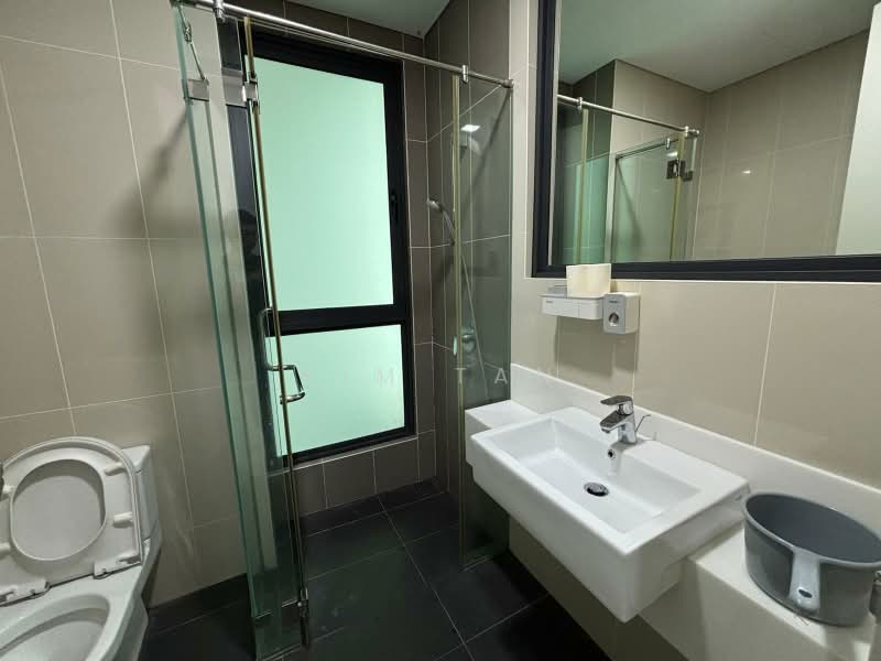 Kondominium untuk Disewa di The LIGHT COLLECTION II - Kim Tan - Bathroom - PropertyGuru.com.my