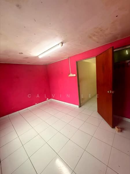 2-storey Terraced House for Sale in Taman Desa Cemerlang (Ulu Tiram) - Calvin Lee - PropertyGuru.com.my