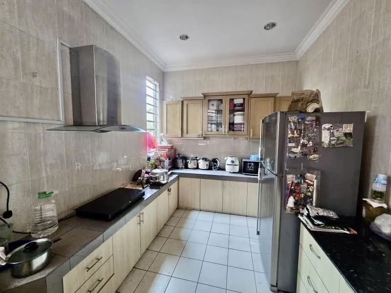 Rumah Banglo untuk Dijual di SS19 (Subang Jaya) - Razlina Razali - Kitchen - PropertyGuru.com.my