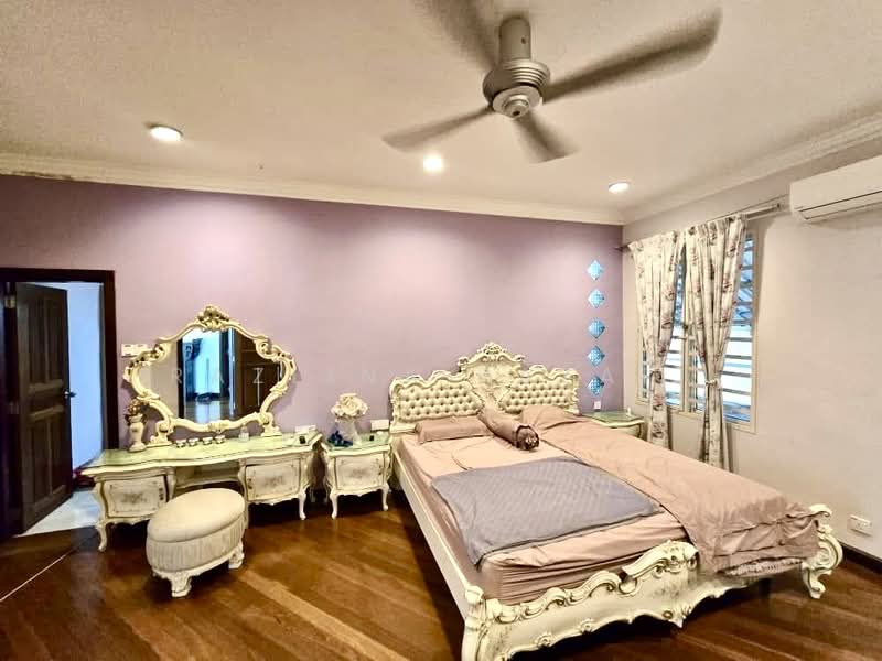 Rumah Banglo untuk Dijual di SS19 (Subang Jaya) - Razlina Razali - Bedroom - PropertyGuru.com.my