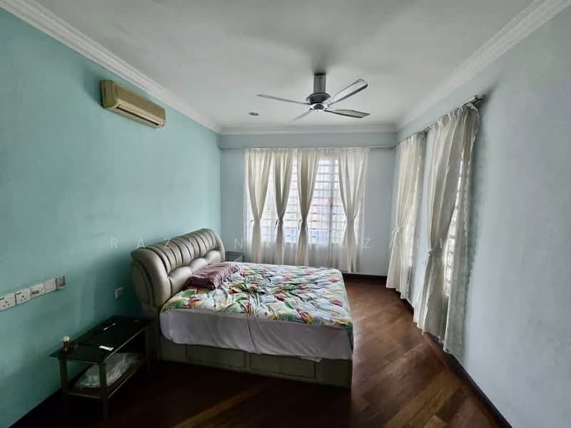 Rumah Banglo untuk Dijual di SS19 (Subang Jaya) - Razlina Razali - Bedroom - PropertyGuru.com.my