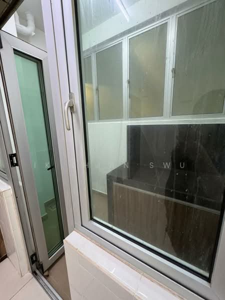 Service Residence for Sale at Saville @ Kajang - Ik Shian Swu - Balcony - PropertyGuru.com.my