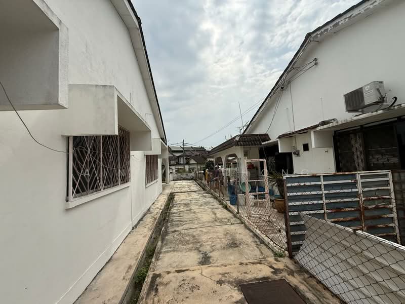 Semi-Detached House for Sale in Kampung Sungai Terap (Batu Gajah) - Ainsley Thong - Exterior - PropertyGuru.com.my
