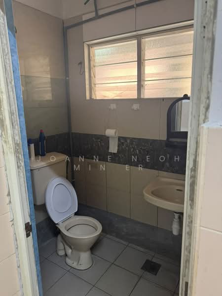 Rumah Teres 2 Tingkat untuk Dijual di Taman Putra Indah (Seri Kembangan) - JOANNE NEOH MIN ER - Bathroom - PropertyGuru.com.my