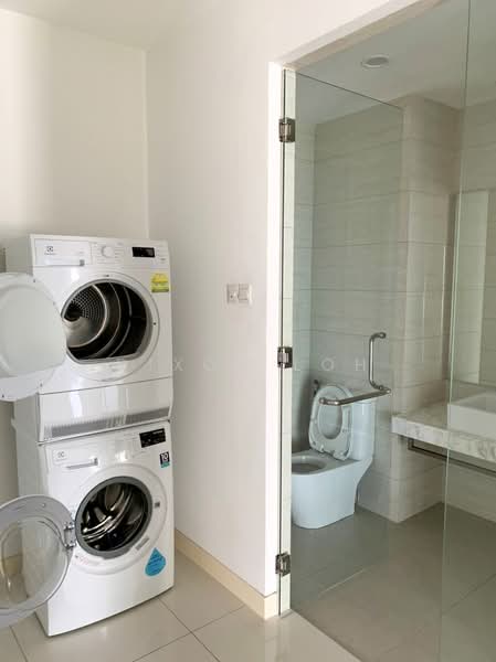 Servis Apartment untuk Disewa di Tropicana Gardens - Dixon Loh - Bathroom - PropertyGuru.com.my