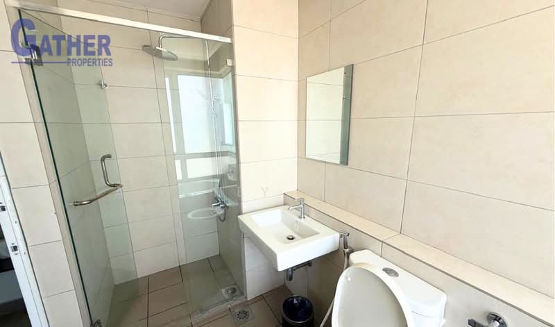 Servis Apartment untuk Dijual di The Octagon - Ainsley Thong - Bathroom - PropertyGuru.com.my