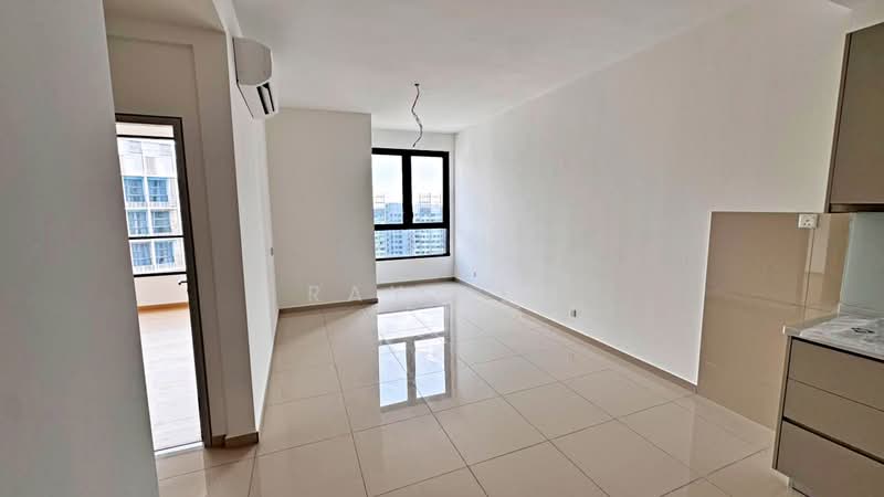 Servis Apartment untuk Disewa di BeCentral @ i-City - Ray Lee - Living Room - PropertyGuru.com.my