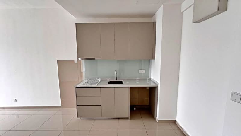 Servis Apartment untuk Disewa di BeCentral @ i-City - Ray Lee - Kitchen - PropertyGuru.com.my
