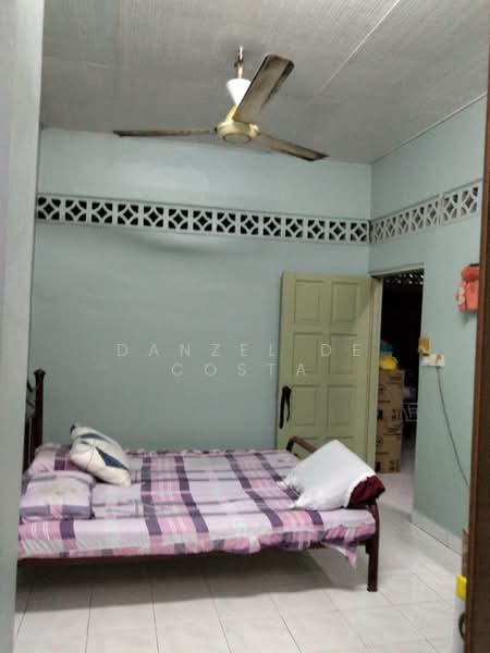 Rumah Teres 1 Tingkat untuk Dijual di Taman Klang Jaya (Klang) - Danzel De Costa - Bedroom - PropertyGuru.com.my