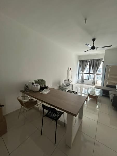 Servis Apartment untuk Disewa di D'sara Sentral - Tommy Koh - Living Room - PropertyGuru.com.my