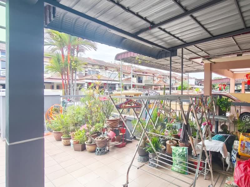 Terraced House for Sale in Bandar Botanic (Klang) - Liza Tieo Quek Hoon - Balcony - PropertyGuru.com.my