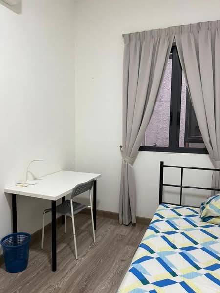 Servis Apartment untuk Dijual di South View - Caven Chng - Bedroom - PropertyGuru.com.my