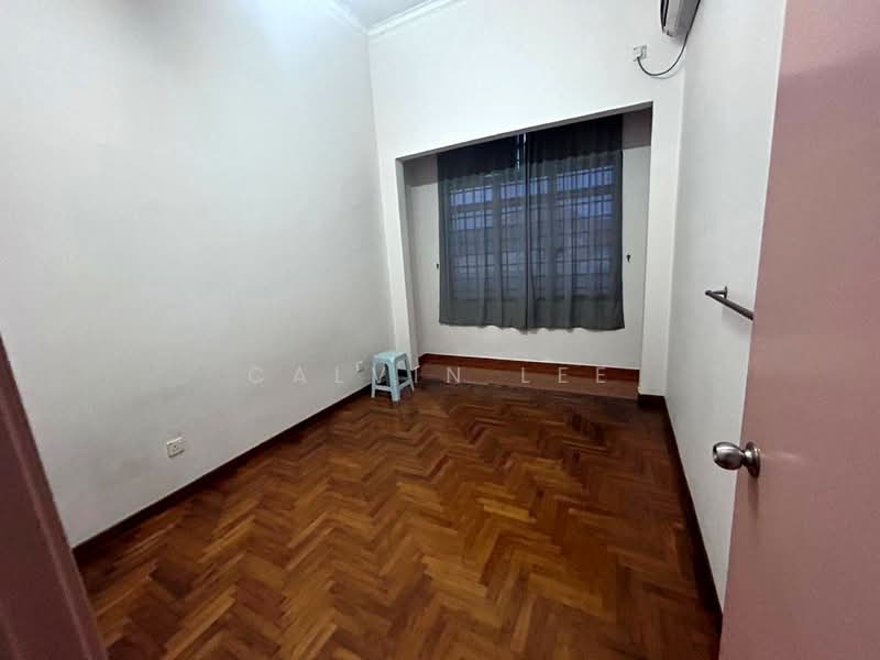 2.5-storey Terraced House for Sale in Taman Gaya (Ulu Tiram) - Calvin Lee - PropertyGuru.com.my