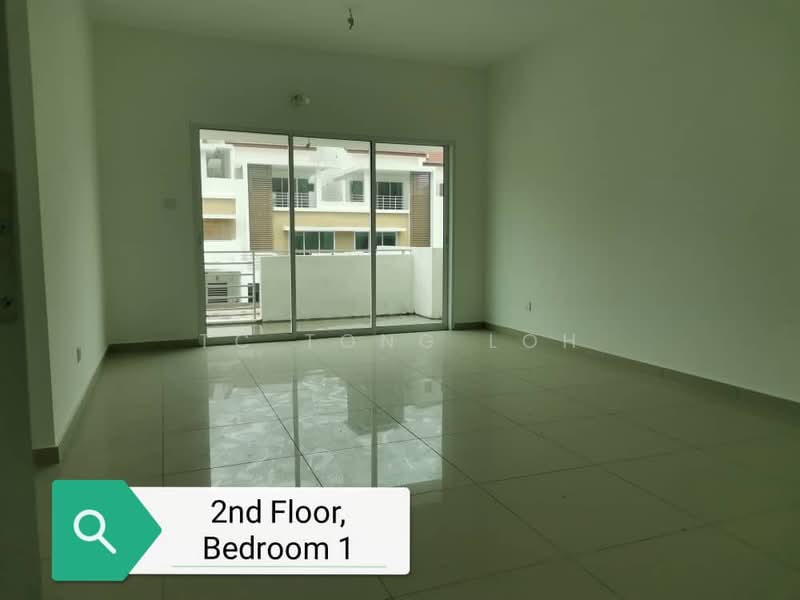Rumah Teres 3 Tingkat untuk Dijual di Sunway Cassia (Batu Maung) - TC Tong Loh - Bedroom - PropertyGuru.com.my