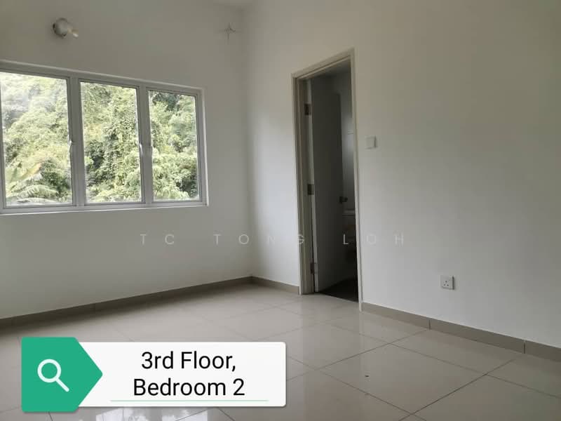 Rumah Teres 3 Tingkat untuk Dijual di Sunway Cassia (Batu Maung) - TC Tong Loh - Bedroom - PropertyGuru.com.my