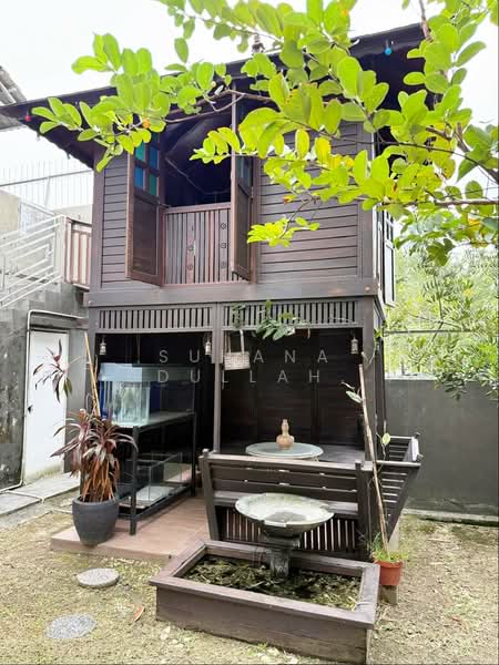 Semi-Detached House for Sale in Kajang (Selangor) - Suhana Abdullah Sani - Exterior - PropertyGuru.com.my