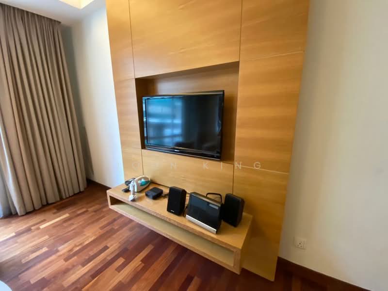 Servis Apartment untuk Disewa di Cormar Suites (Fraser Place (Lot 163)) - John King - Living Room - PropertyGuru.com.my