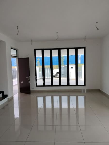 Rumah Teres 2 Tingkat untuk Dijual di Hulu Langat (Selangor) - Suhana Abdullah Sani - Living Room - PropertyGuru.com.my
