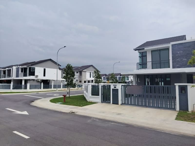 Rumah Teres 2 Tingkat untuk Dijual di Hulu Langat (Selangor) - Suhana Abdullah Sani - Exterior - PropertyGuru.com.my