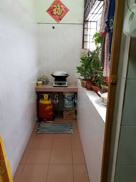 Rumah Flat untuk Disewa di Taman Sungai Besi - Jocelyn Mak - Kitchen - PropertyGuru.com.my