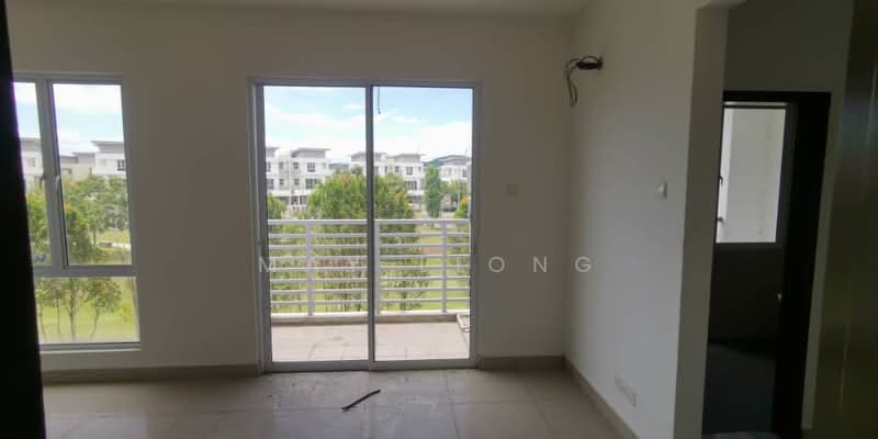 Semi-Detached House for Sale in Rawang (Selangor) - May Liong - Balcony - PropertyGuru.com.my