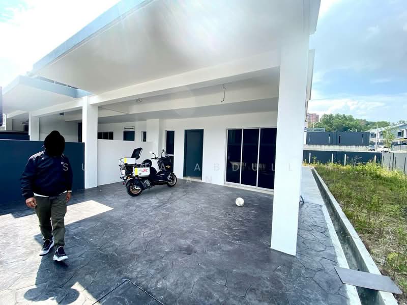 Rumah Teres 2 Tingkat untuk Dijual di Taman Vista Mutiara (Bandar Sungai Long) - Suhana Abdullah Sani - Exterior - PropertyGuru.com.my