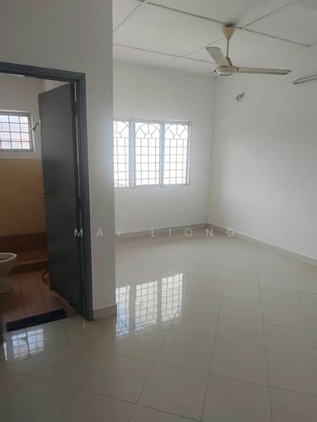 2-storey Terraced House for Sale in Rawang Perdana 2 (Rawang) - May Liong - Bathroom - PropertyGuru.com.my