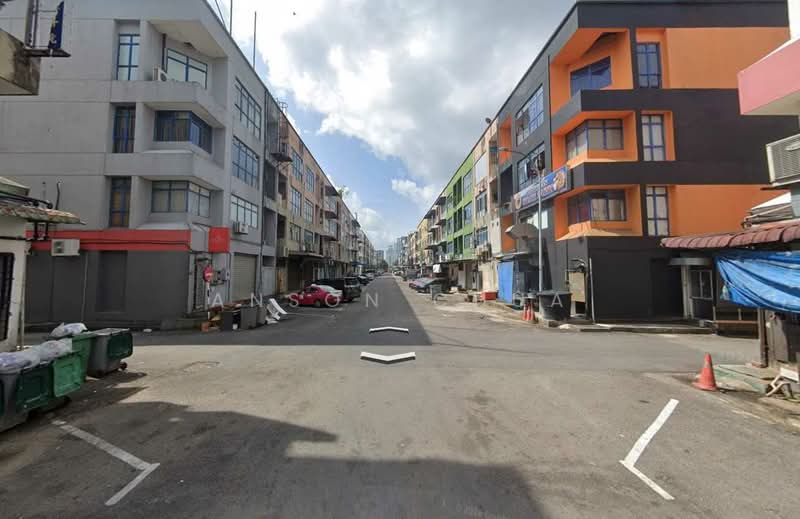 Shop / Office for Rent in Bandar Baru Permas Jaya (Permas Jaya) - Anson Chua - Exterior - PropertyGuru.com.my