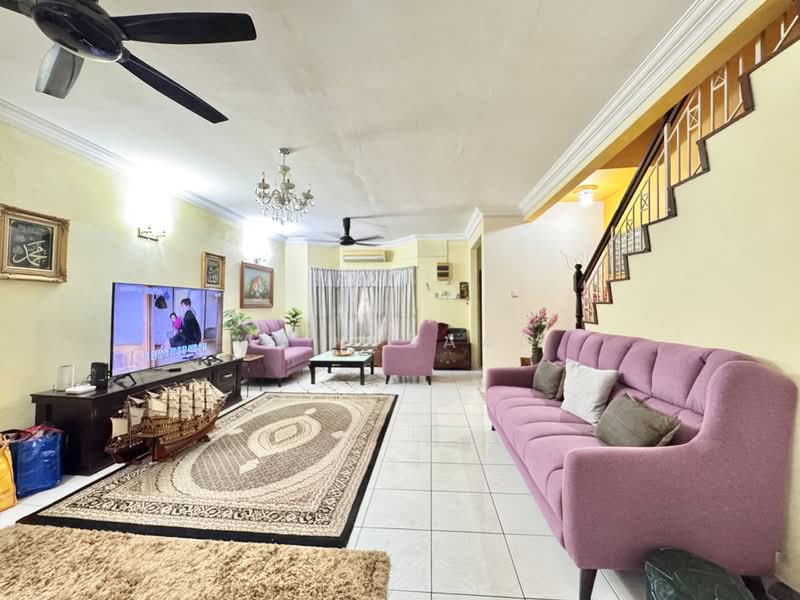 Rumah Teres untuk Dijual di Bukit Rahman Putra (Sungai Buloh) - Alif Saad - PropertyGuru.com.my