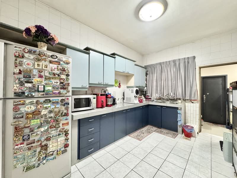 Rumah Teres untuk Dijual di Bukit Rahman Putra (Sungai Buloh) - Alif Saad - PropertyGuru.com.my
