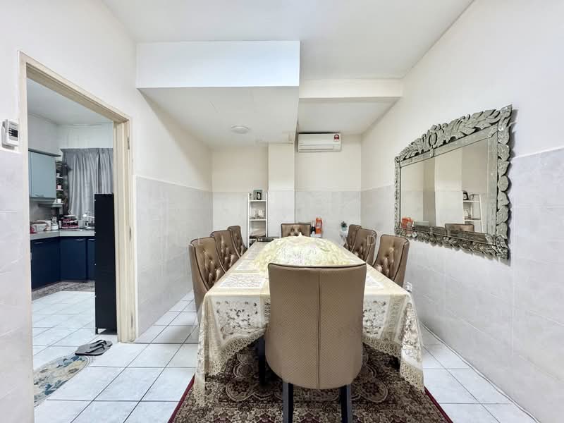 Rumah Teres untuk Dijual di Bukit Rahman Putra (Sungai Buloh) - Alif Saad - PropertyGuru.com.my
