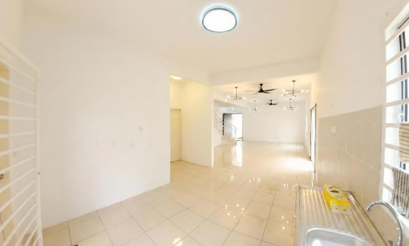 Semi-Detached House for Sale in Seremban (Negeri Sembilan) - Niesya Shuekry - Living Room - PropertyGuru.com.my