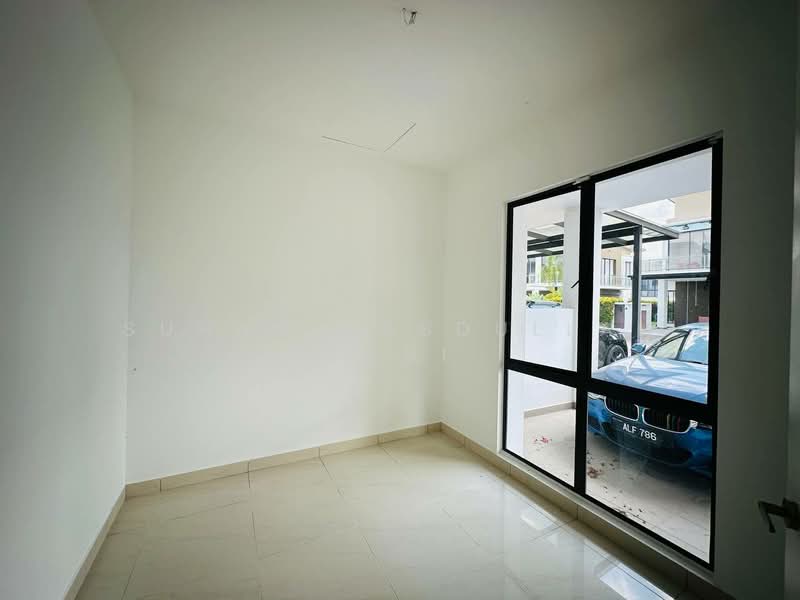 Semi-Detached House for Sale in Diamond City (Semenyih) - Suhana Abdullah Sani - PropertyGuru.com.my
