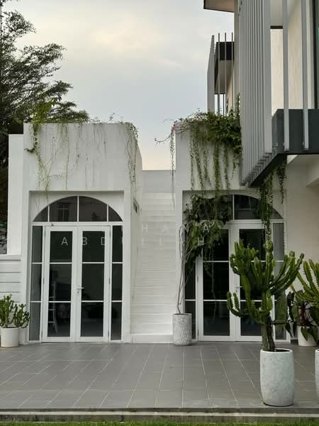 Semi-Detached House for Sale in Taman Villa Perdana (Kajang) - Suhana Abdullah Sani - PropertyGuru.com.my