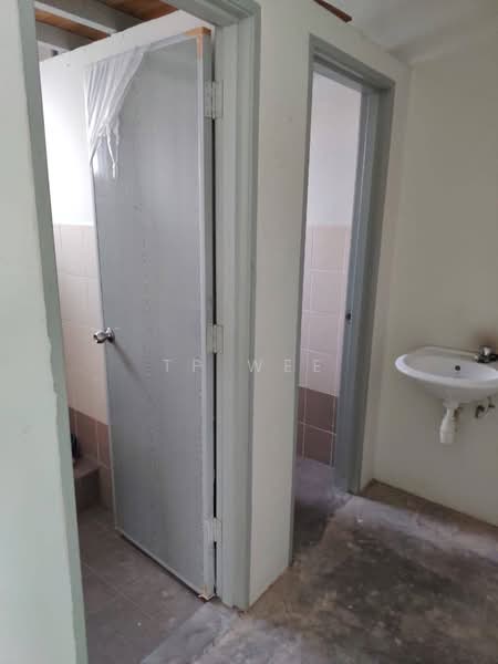 Shop / Office for Rent in Taman Malim Jaya (Bachang) - TP Wee - PropertyGuru.com.my