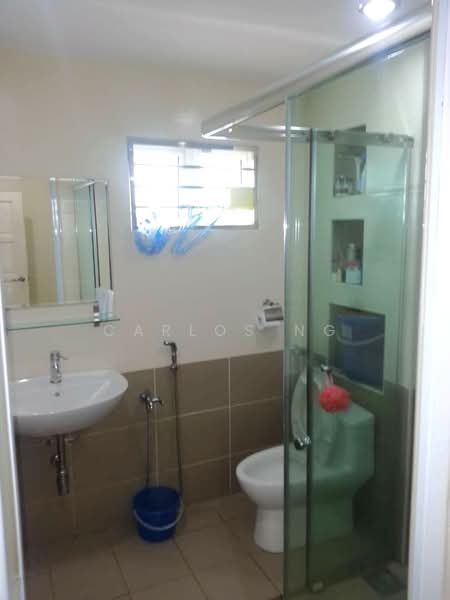 Rumah Teres 2 Tingkat untuk Disewa di Taman Bukit Kinrara (Bandar Kinrara) - Carlos Ng - Bathroom - PropertyGuru.com.my