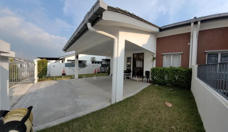 Semi-Detached House for Sale in Seremban (Negeri Sembilan) - Niesya Shuekry - Exterior - PropertyGuru.com.my