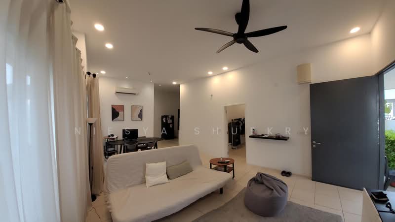 Semi-Detached House for Sale in Seremban (Negeri Sembilan) - Niesya Shuekry - Living Room - PropertyGuru.com.my
