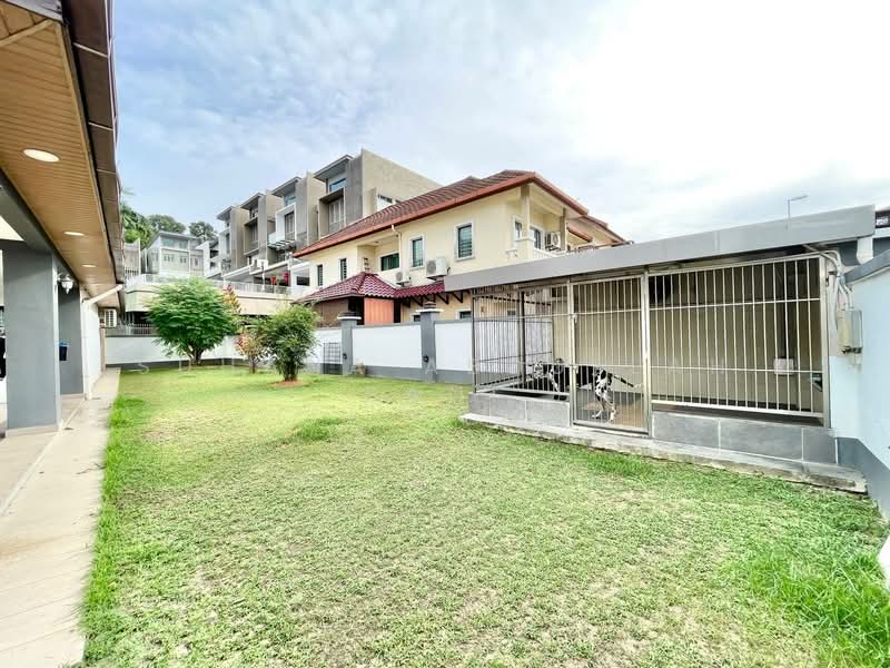 Rumah Berkembar untuk Dijual di Bandar Putra Permai (Seri Kembangan) - Suhana Abdullah Sani - PropertyGuru.com.my